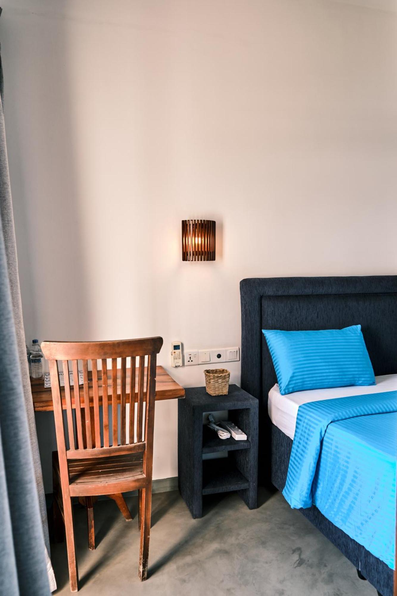 Ruma Surf Hotel Ahangama Eksteriør billede