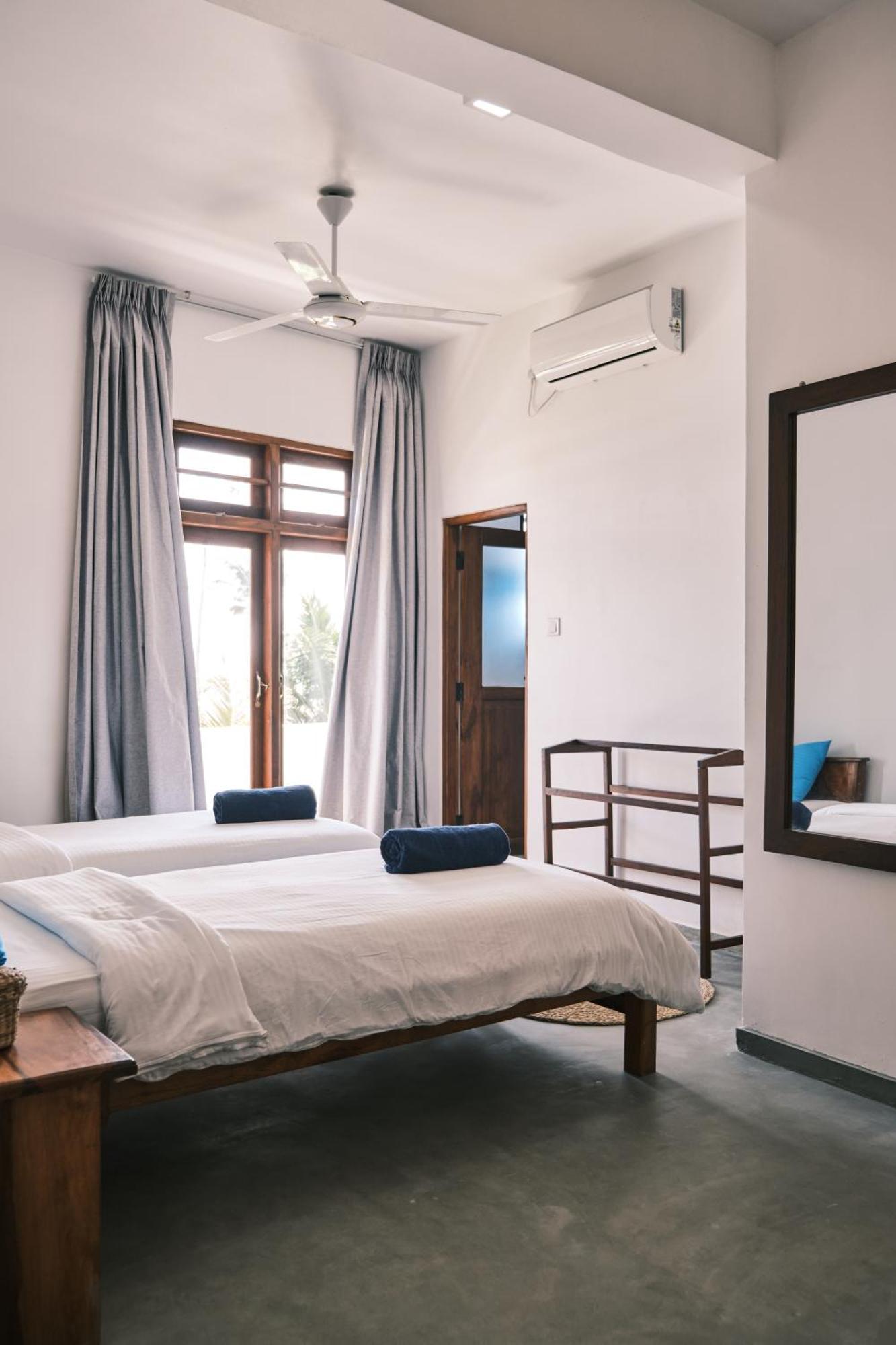 Ruma Surf Hotel Ahangama Eksteriør billede