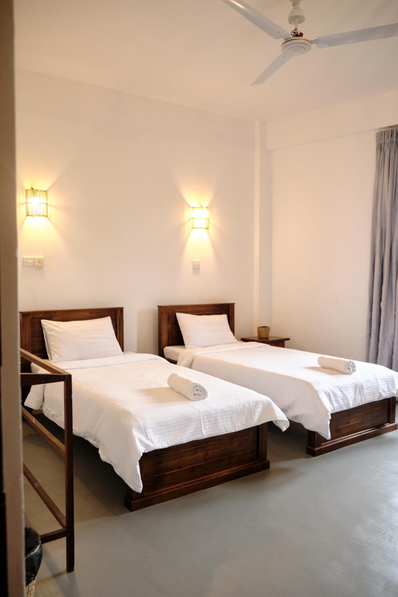 Ruma Surf Hotel Ahangama Eksteriør billede