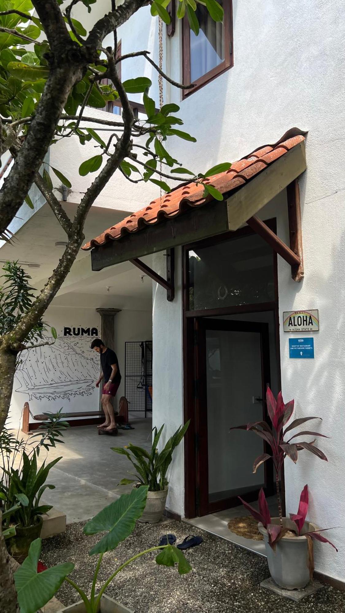 Ruma Surf Hotel Ahangama Eksteriør billede